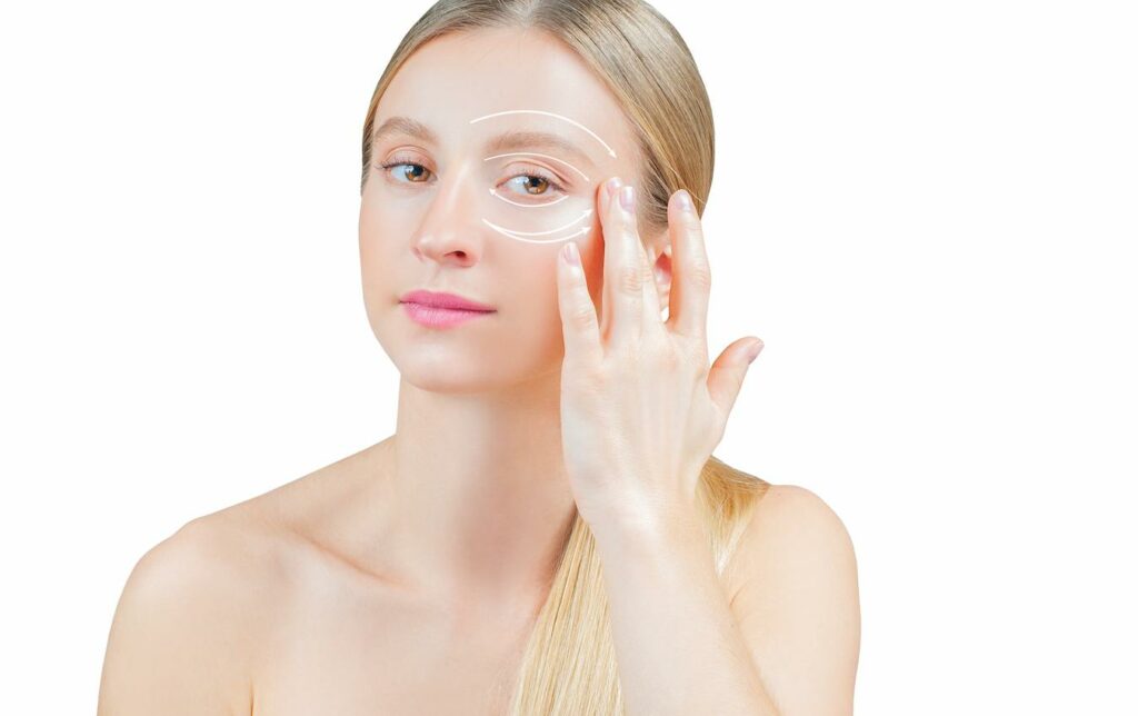 How to apply eye cream