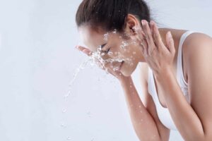 What is the best facial cleanser for dry skin