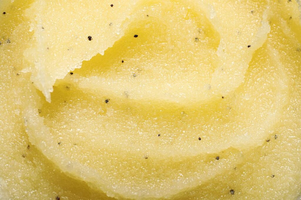 Why Are My Lips Always Dry And Peeling? Viviane Woodard Skincare